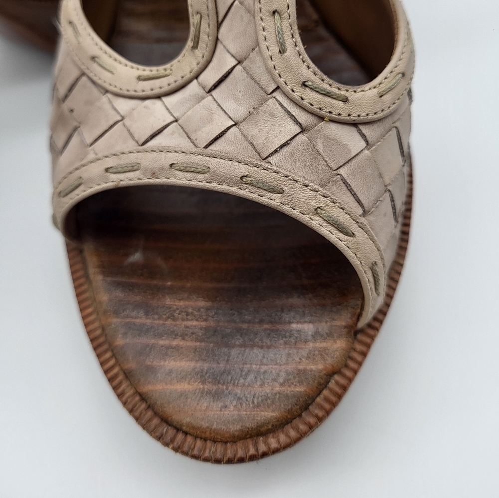 Bottega Veneta Heels - Picture 4 of 8